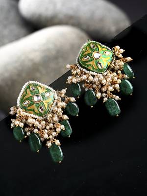 Green pearl earrings 2