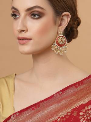 Red pearl earrings 1
