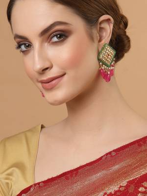 Green pearl earrings 1