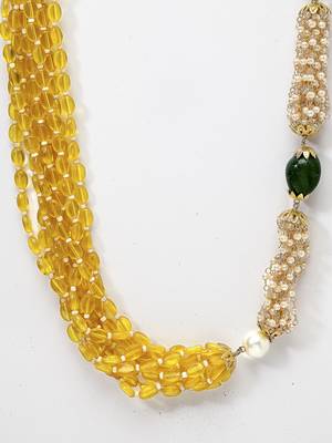 Yellow pearl necklaces 4