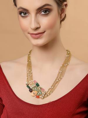 Gold pearl necklaces 1