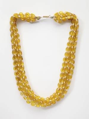 Yellow pearl necklaces 3