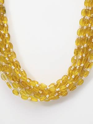 Yellow pearl necklaces 4