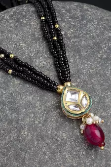 Black pearl necklaces