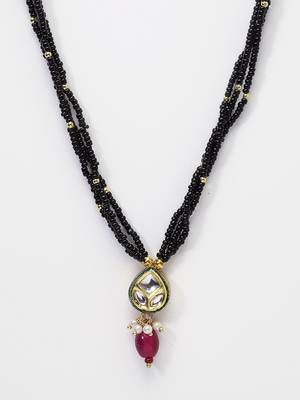 Black pearl necklaces 4