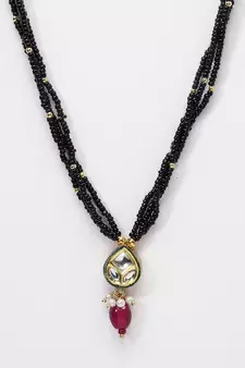 Black pearl necklaces