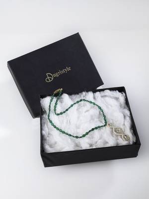 Green pearl necklaces 5