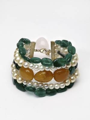 Green pearl bracelets 3