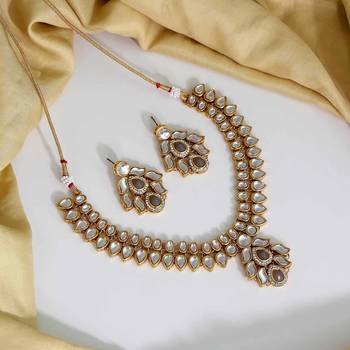 Grey necklace-sets 1