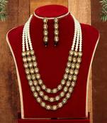 Black necklace-sets