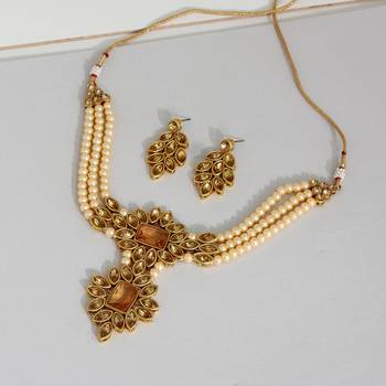 Gold necklace-sets 1