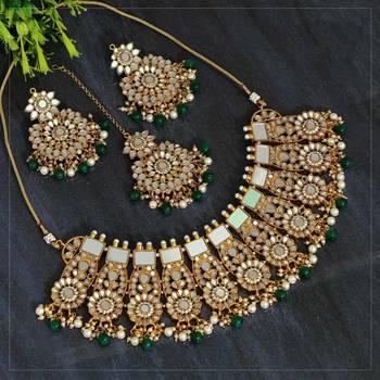 Green necklace-sets 1