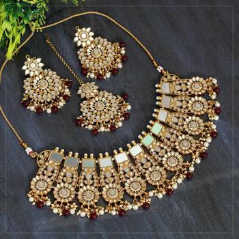 Maroon necklace-sets 1