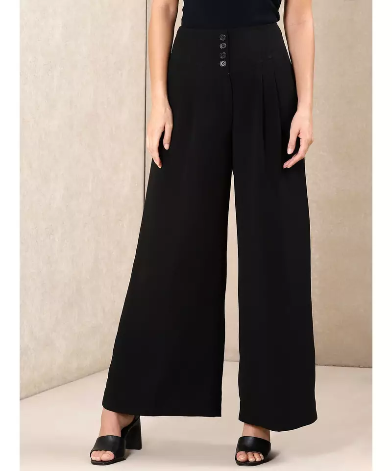 Black Wide-Legged Pants