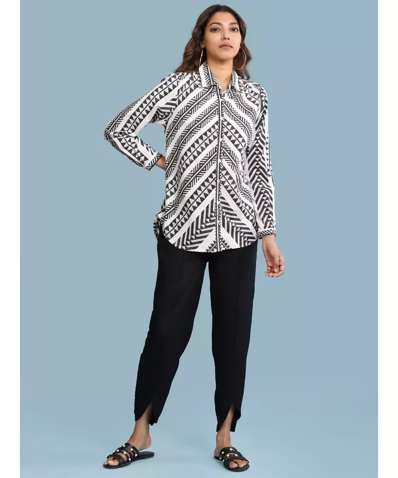 Black Solid Tulip Pant