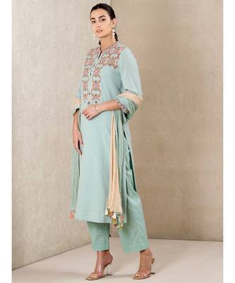 Band Collar Neck 3/4 Sleeves Embroidered Kurta With Pants And Dupatta 2
