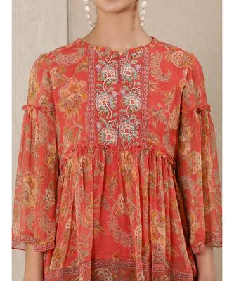 Round Neck 3/4Th Sleeve Printed Kurti With Camisole 6