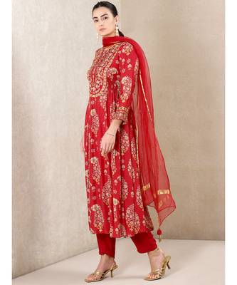 Red Printed Kurta With Pant And Dupatta 2