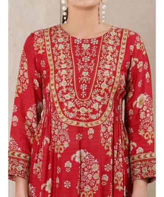 Red Printed Kurta With Pant And Dupatta 5