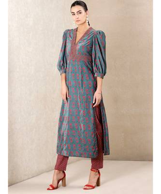 Teal Printed Velvet Kurta With Pant by RITU KUMAR 2