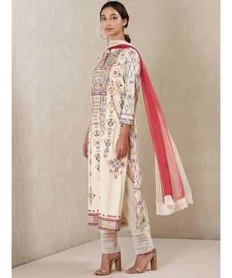 Off White Printed Kurta With Pant And Dupatta 2