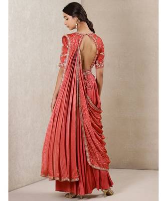 Coral Embroidered Chanderi Kurta With Dupatta And Belt 3