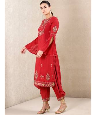Round Neck 3/4 Sleeves Embroidered Kurta With Dhoti Pant 2