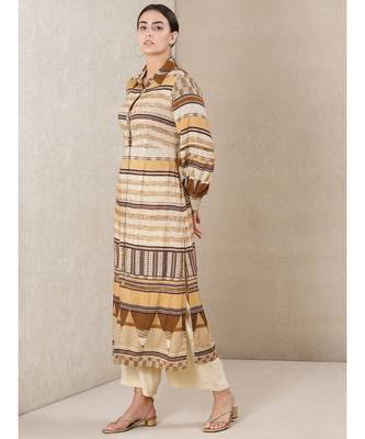 Collar Neck Full Sleeves Printed Kurta With Palazzo by RITU KUMAR 2