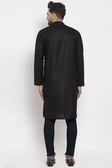 Men Black Cotton Solid Straight Kurta