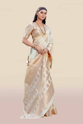 Cream woven banarasi silk saree with blouse 4