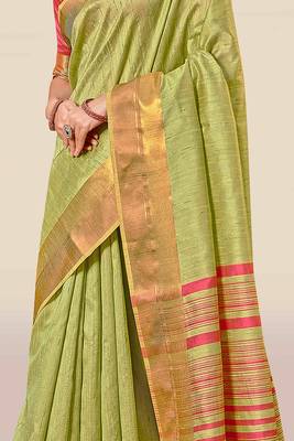 Green woven banarasi silk saree with blouse 2
