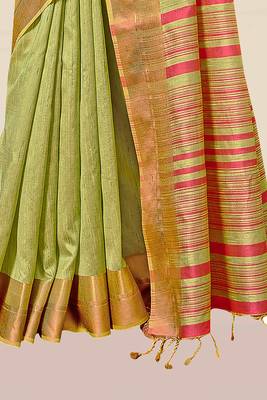 Green woven banarasi silk saree with blouse 4