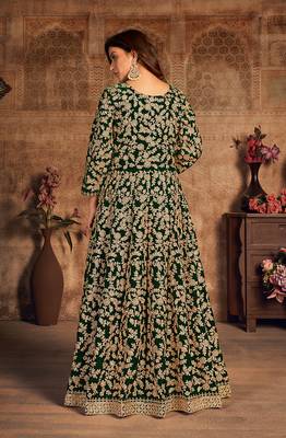 Dark-green embroidered velvet salwar 3