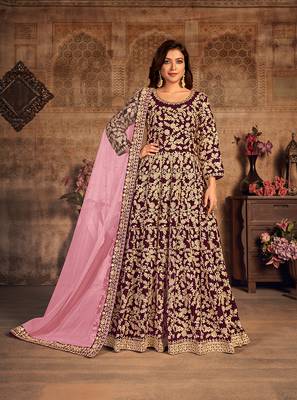 Purple embroidered velvet salwar 4