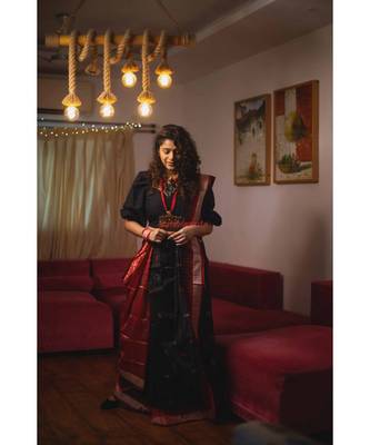 STANDING TRIBALS BLACK BOMKAI SILK Saree with blouse 1
