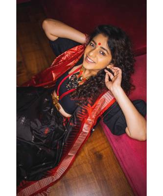 STANDING TRIBALS BLACK BOMKAI SILK Saree with blouse 5