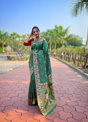Green color Patola Paithani Silk Sarees 1