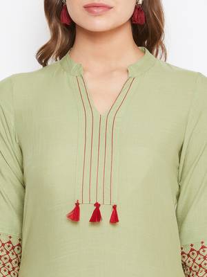 Green embroidered rayon long-kurtis 5