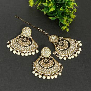 White danglers-drops 1