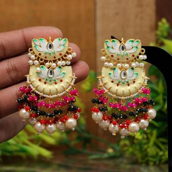 Beige danglers-drops 1