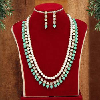 Green necklace-sets 1