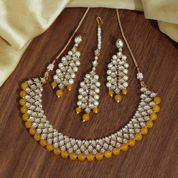 Yellow necklace-sets 1