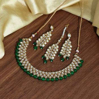 Green necklace-sets 1