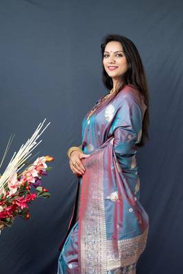 Multicolor hand woven kanchipuram silk saree with blouse 2