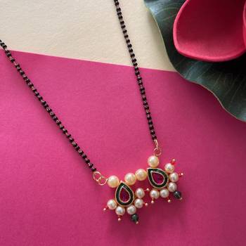 Gold mangalsutra 1