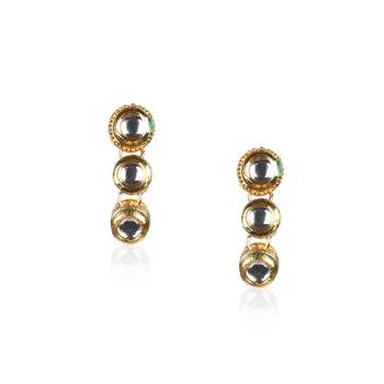 Elegant Single Line Gold-Plated Kundan Studded Handcrafted Jewellery Set for Women 4