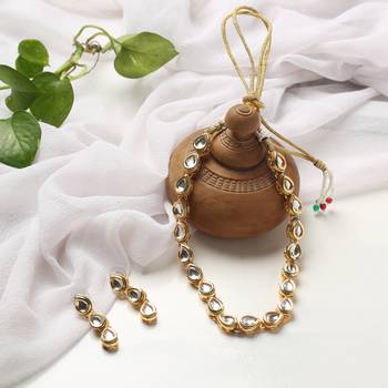 Elegant Single Line Gold-Plated Kundan Studded Handcrafted Jewellery Set for Women 1