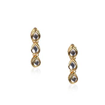 Elegant Single Line Gold-Plated Kundan Studded Handcrafted Jewellery Set for Women 4