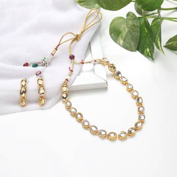 Elegant Single Line Gold-Plated Kundan Studded Handcrafted Jewellery Set for Women 1