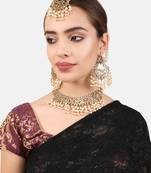 Gold pearl jewellery